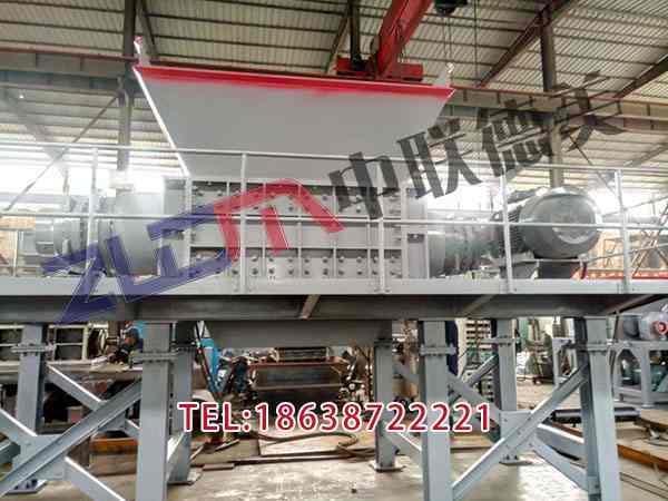 貴州廢塑料撕碎機(jī)多少錢(qián)一臺(tái)