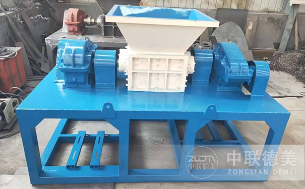 新型撕碎機設備改進的主要方面有哪些